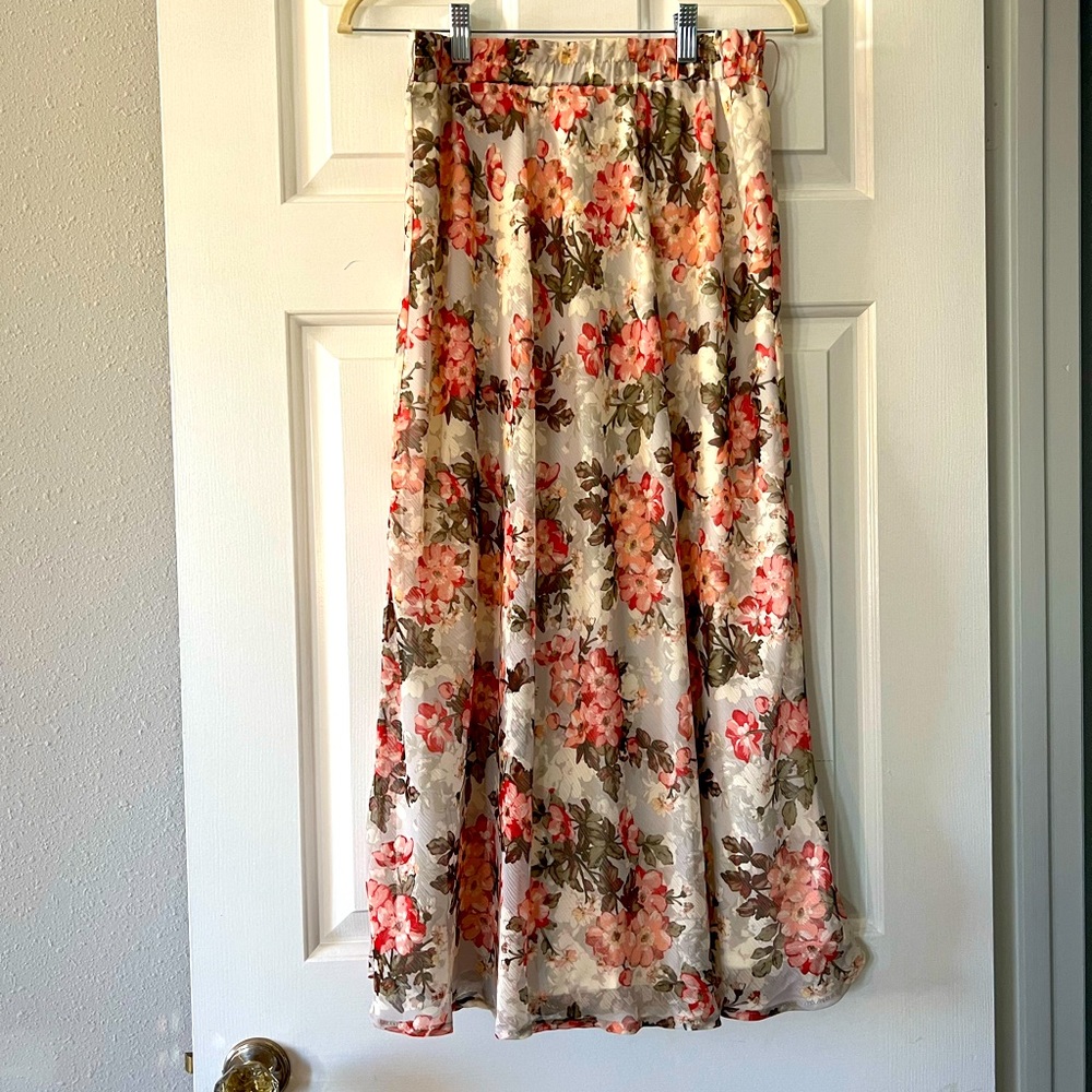 Maxi skirt